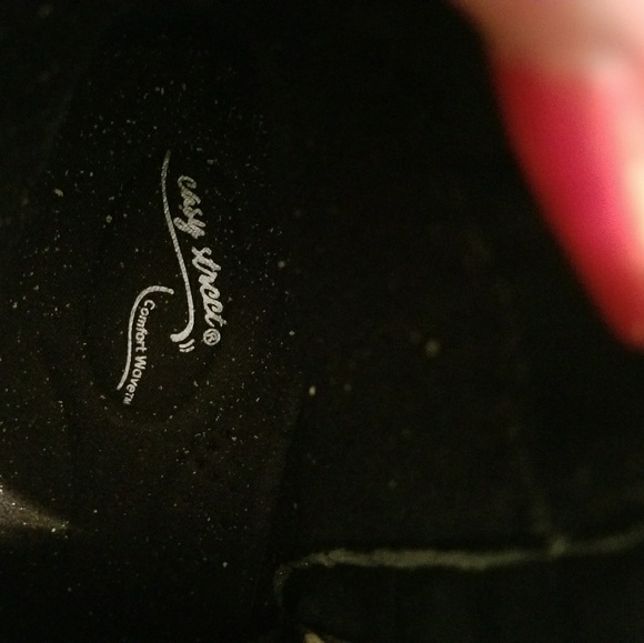 Booties - Picture 7 of 8